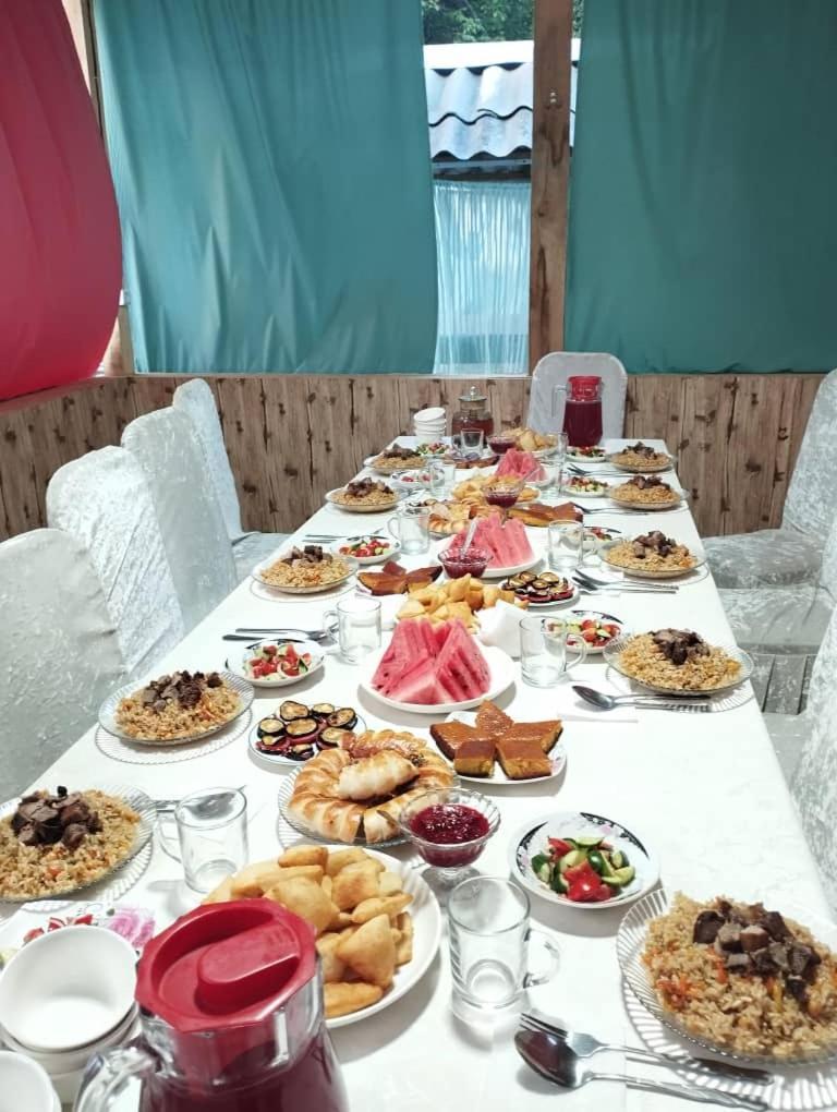 Guest House Kyzyl Alma Arkit Eksteriør bilde