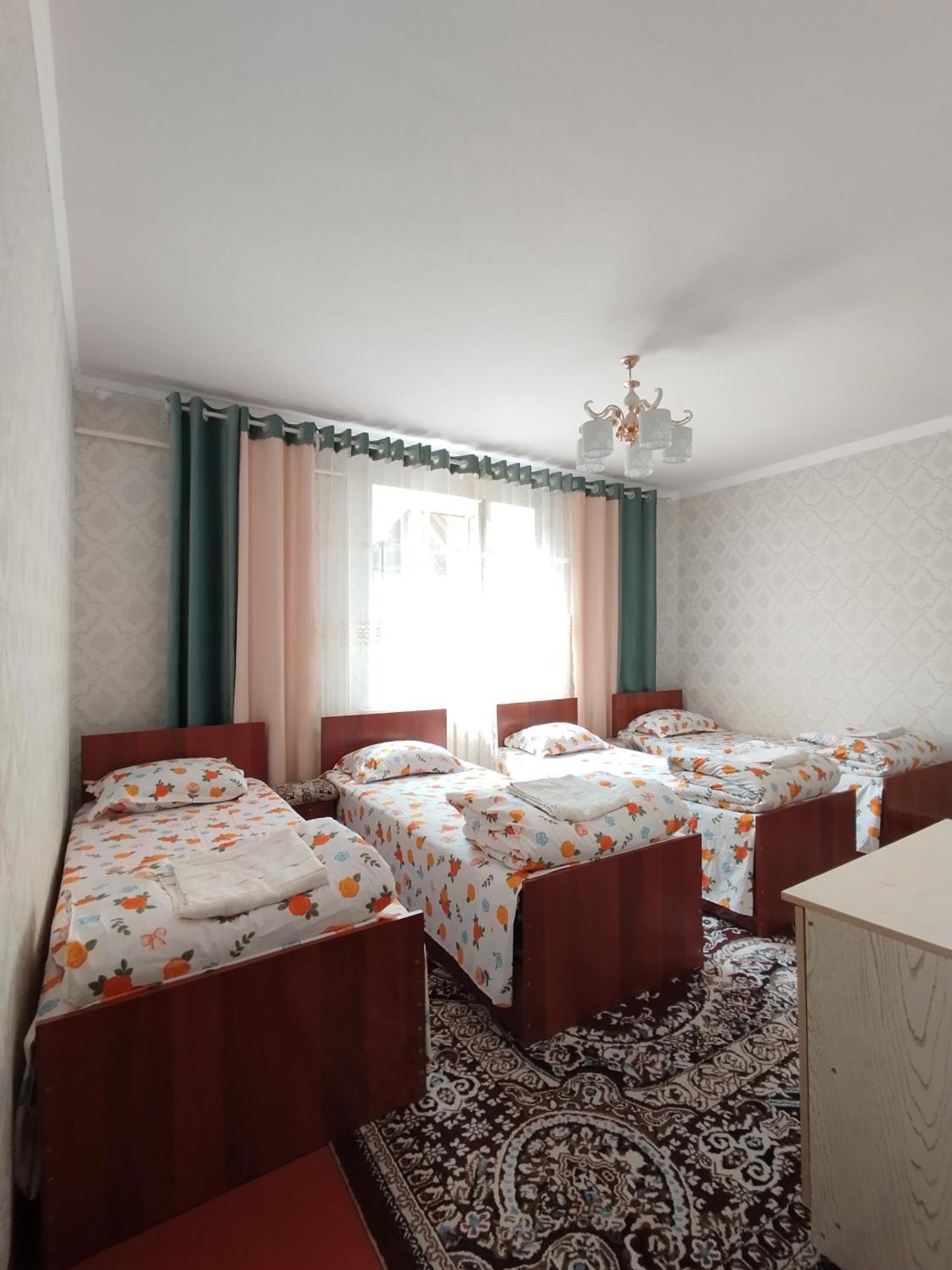 Guest House Kyzyl Alma Arkit Eksteriør bilde